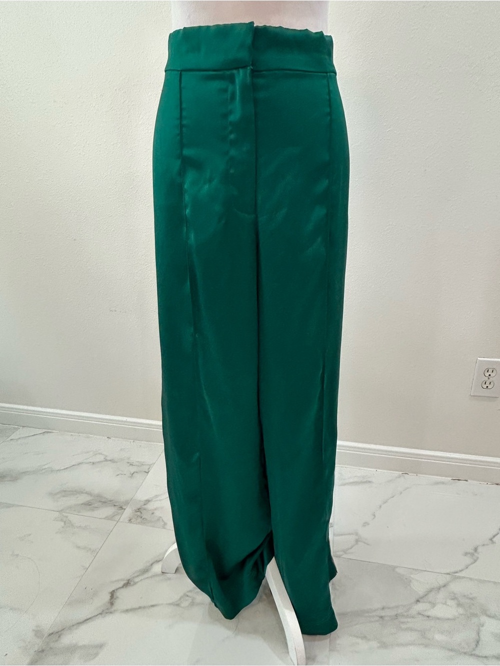 House of Harlow 1960 Emerald Green Satin Wide Leg Pants With Rhinestones